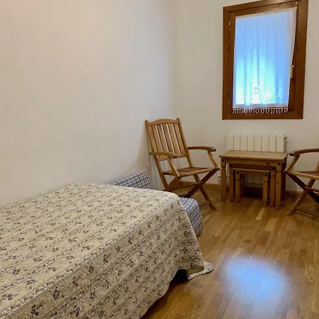 Bpirineos-Albares Anciles