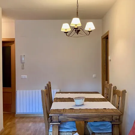 Apartman Bpirineos-Albares